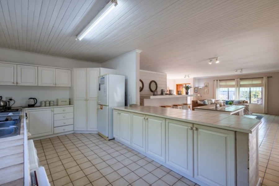 4 Bedroom Property for Sale in Seaside Longships Western Cape